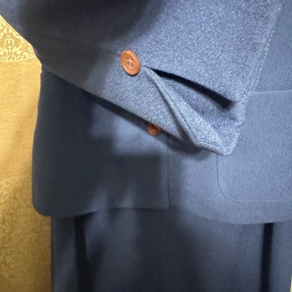 Sag Harbour Women’s Jacket and Skirt Dress Suit Size 10 - Picture 4 of 10